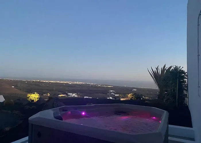 Private Loft-sea Views-jacuzzi Lägenhet