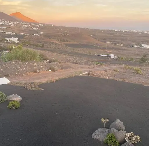 Private Loft-sea Views-jacuzzi