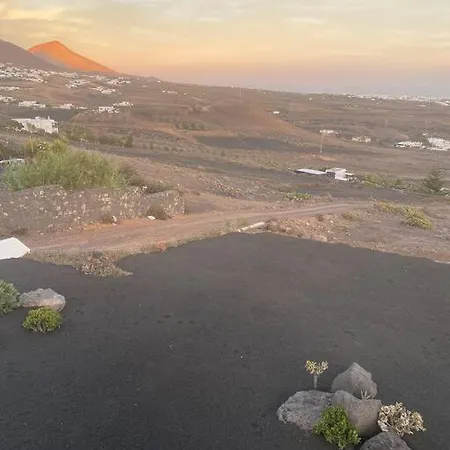 Private Loft-sea Views-jacuzzi