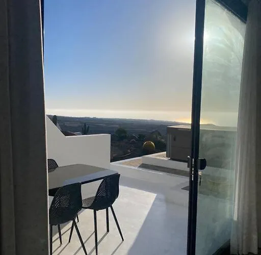 Private Loft-sea Views-jacuzzi