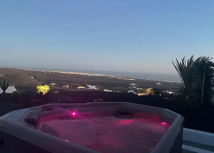 Private Loft-sea Views-jacuzzi La Asomada (Lanzarote)